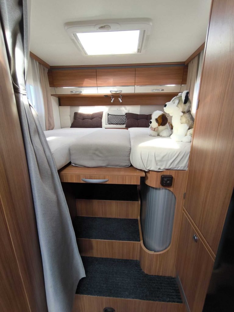 INTERIOR DORMITORIO 80 (28)