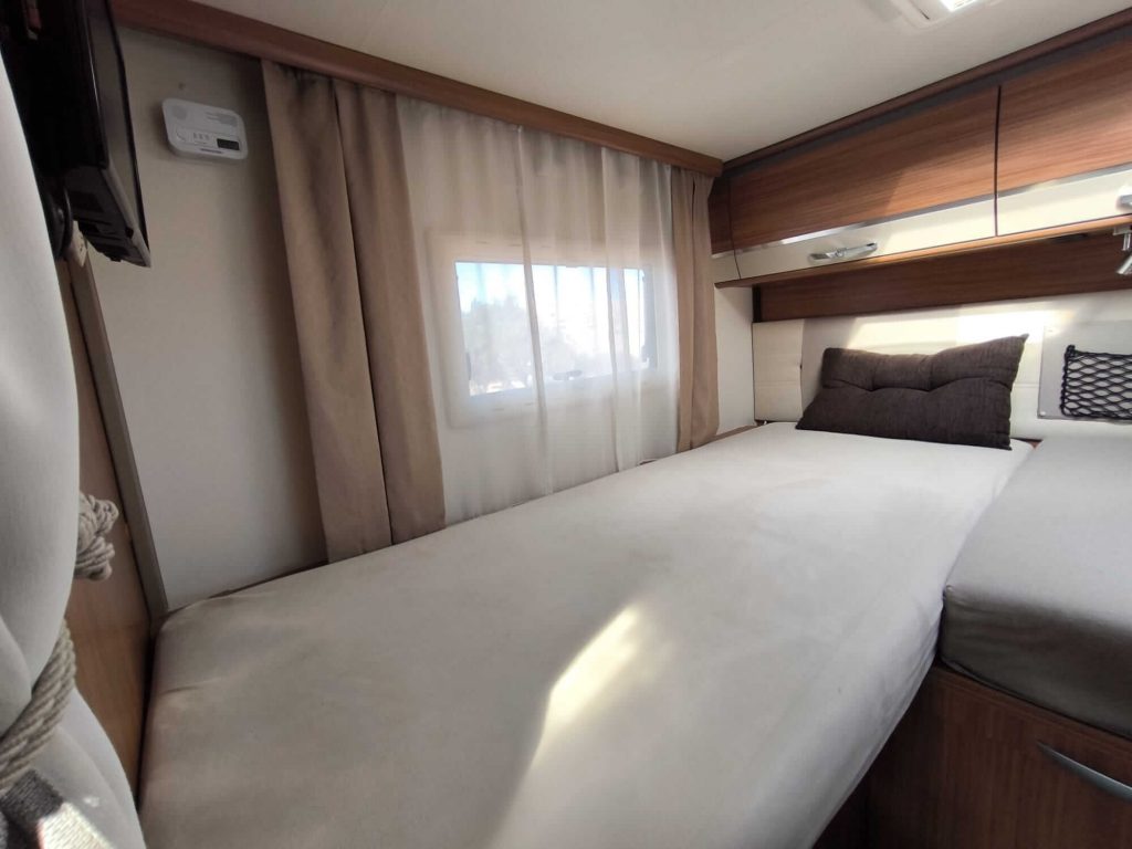 INTERIOR DORMITORIO 80 (32)