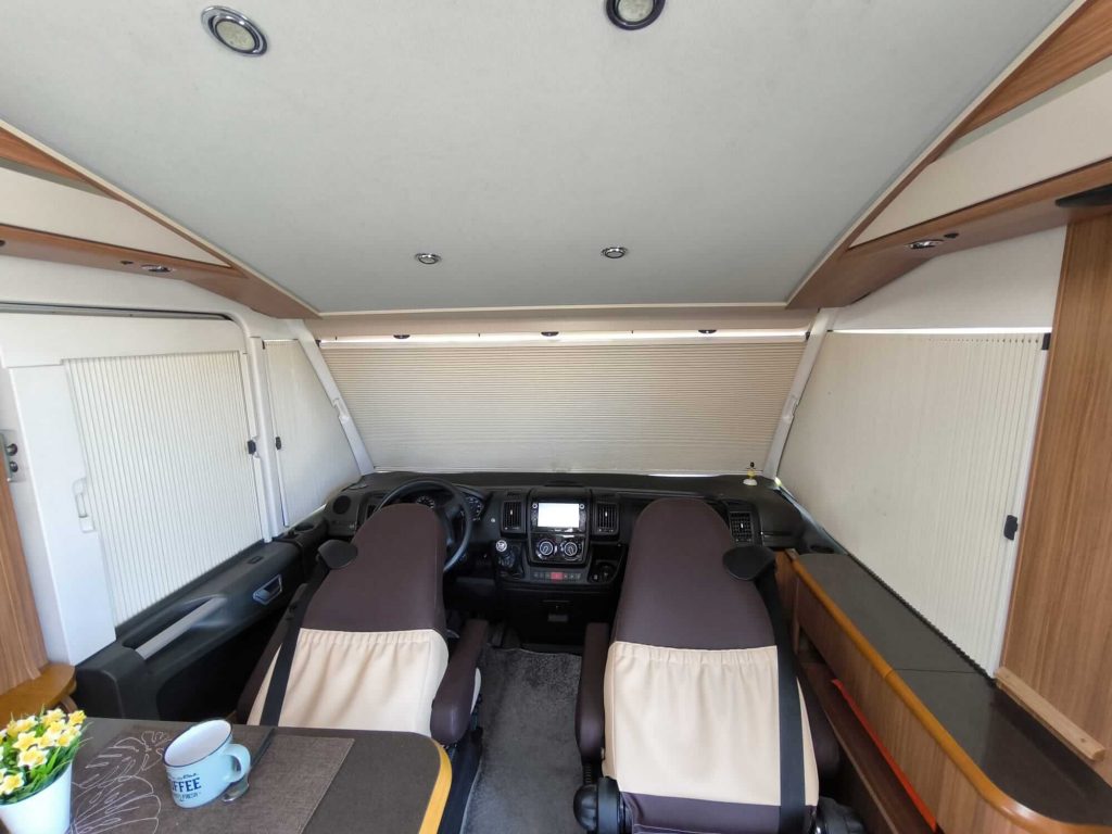 INTERIOR OSCURECEDOR 80 (11)