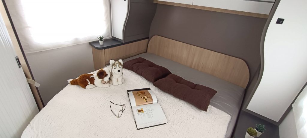 Challenger Start Edition 268 - Dormitorio (10)