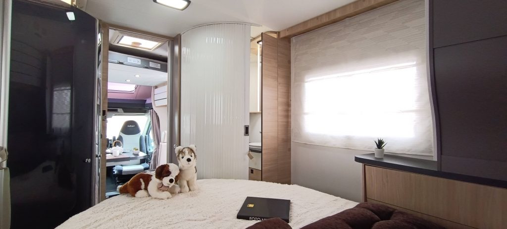 Challenger Start Edition 268 - Dormitorio (20)